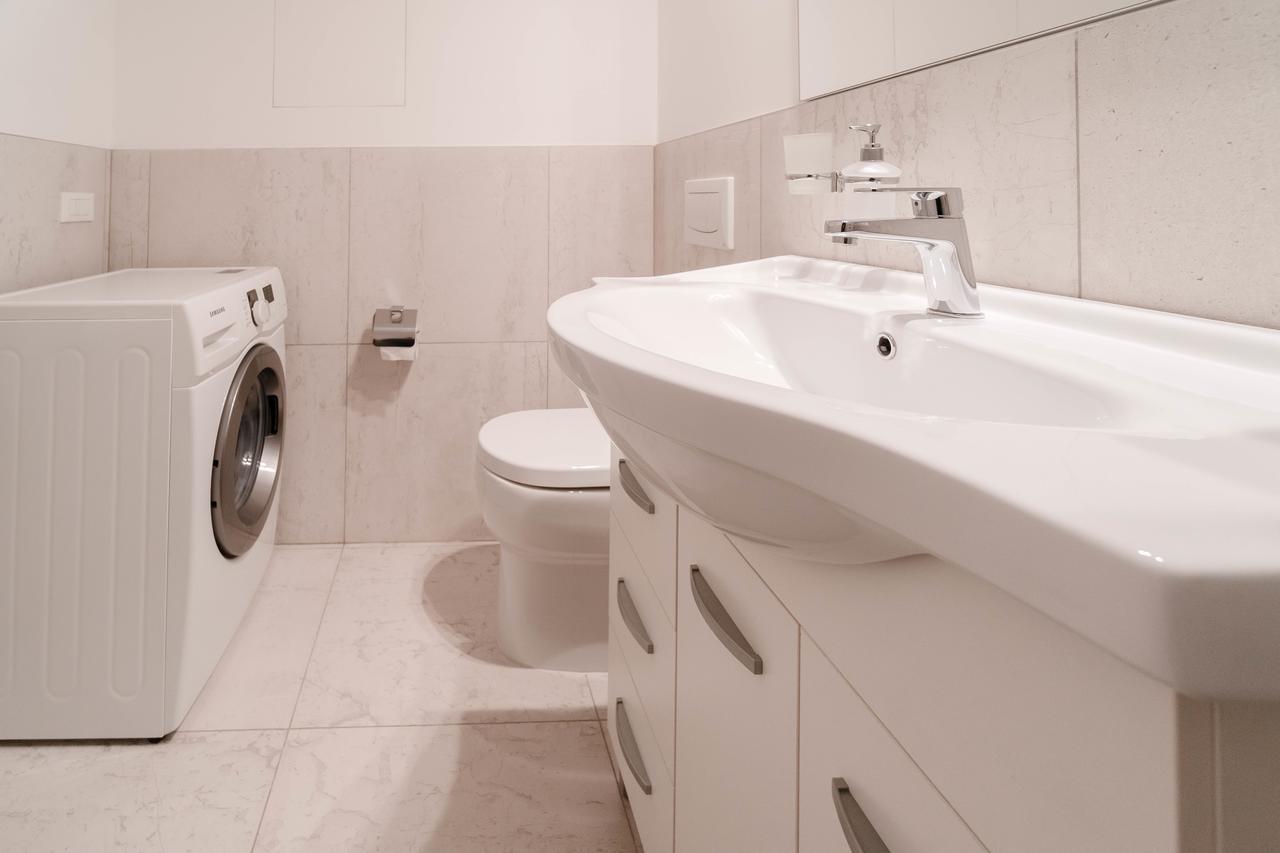 The Arc Residence Astana Bagian luar foto